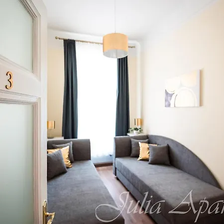 Julia - 2 Bedrooms, 2 Bathrooms, 90 Sqm Appartamento *