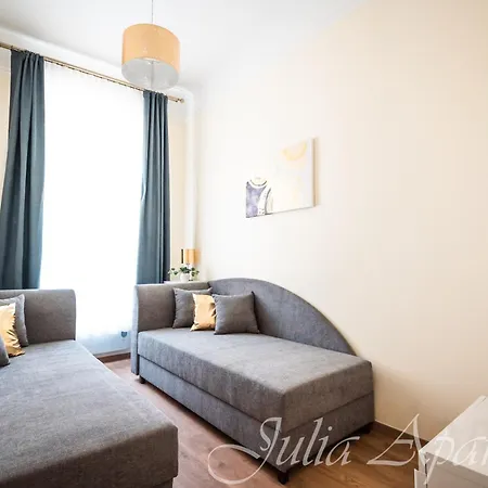 Julia - 2 Bedrooms, 2 Bathrooms, 90 Sqm Appartamento Budapest