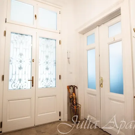 Julia - 2 Bedrooms, 2 Bathrooms, 90 Sqm Appartamento