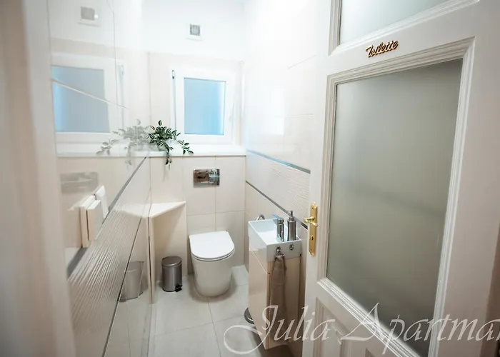 Julia - 2 Bedrooms, 2 Bathrooms, 90 Sqm Appartamento